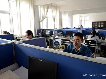 18luck在线娱乐网技术中心一角